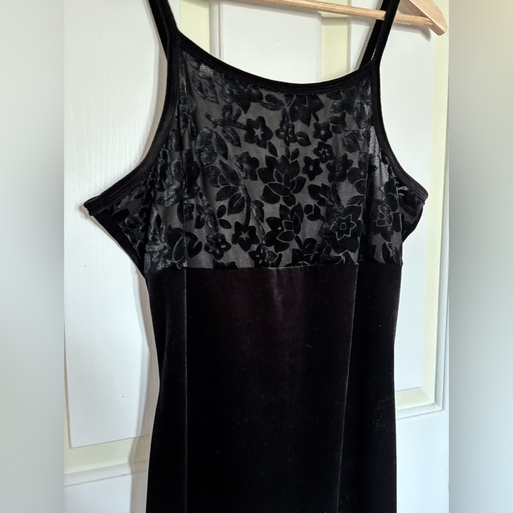 Vintage Y2K Black Velvet Flocked Floral Maxi Dress Size M